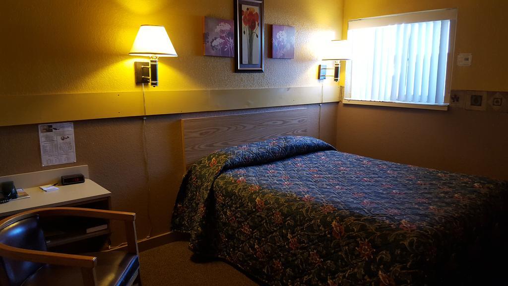 Earth Inn Motel - Jackson Buitenkant foto